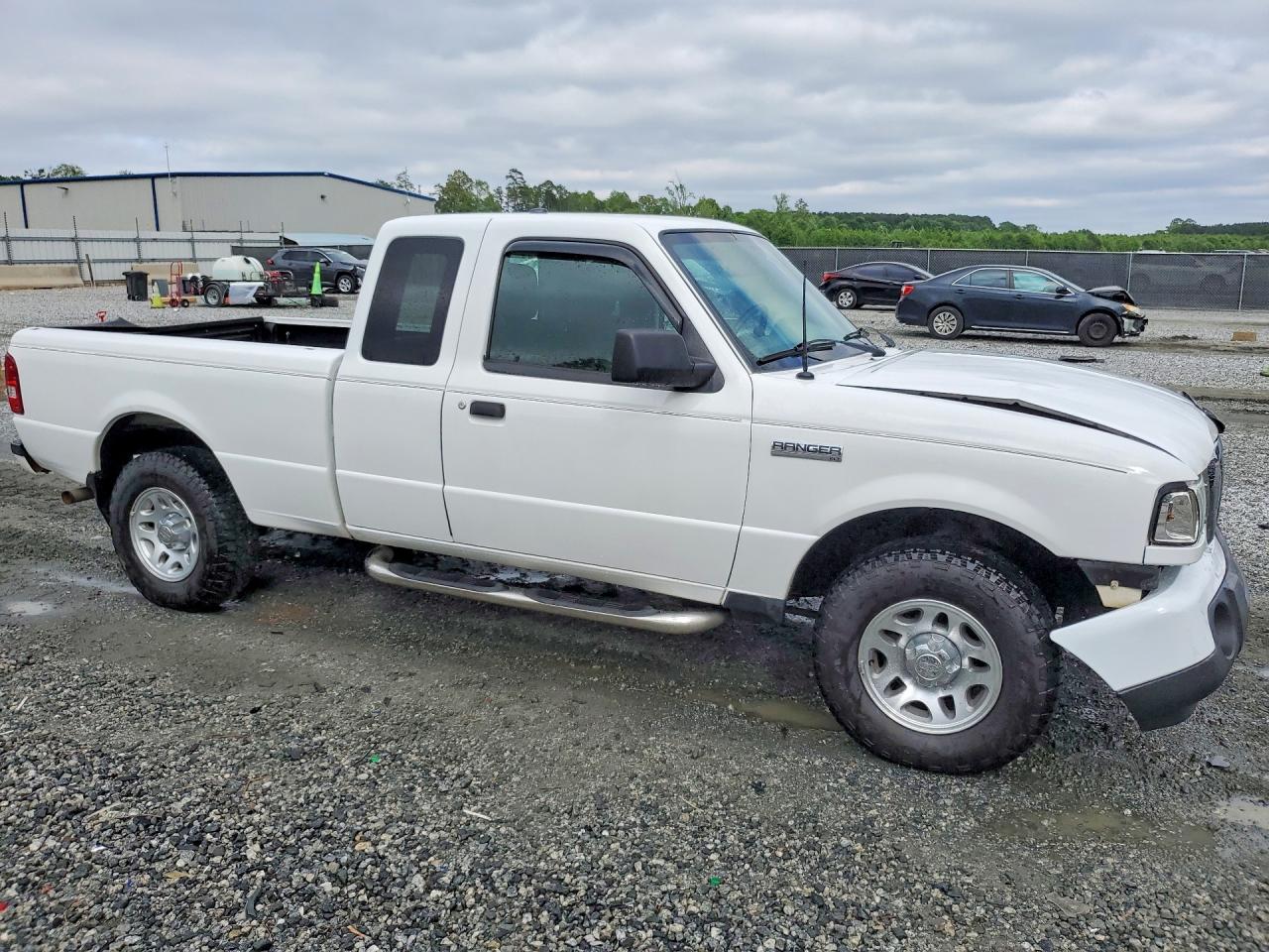 Ford Ranger Super Cab