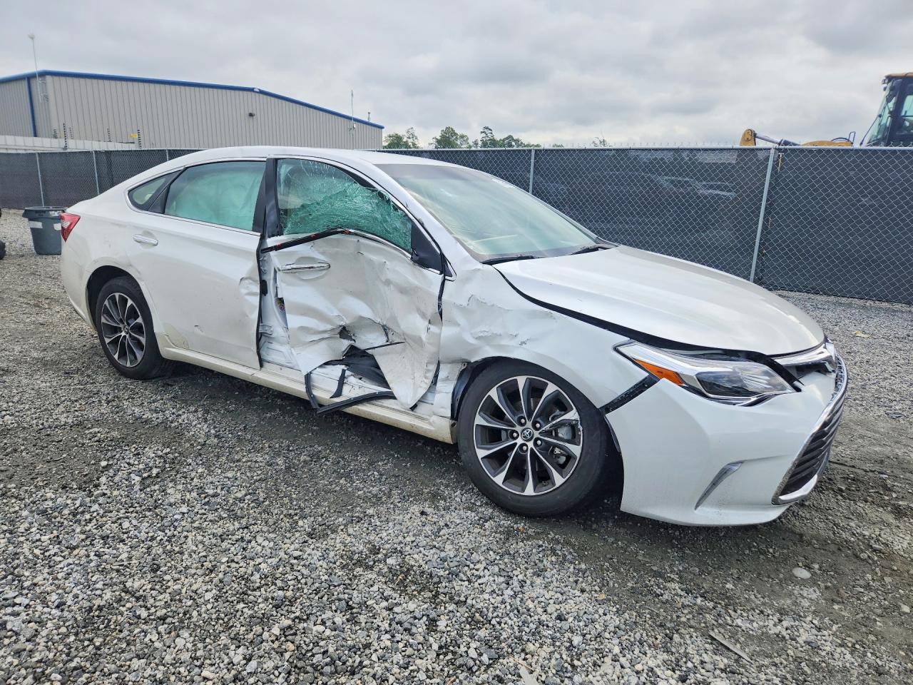 Toyota Avalon Xle