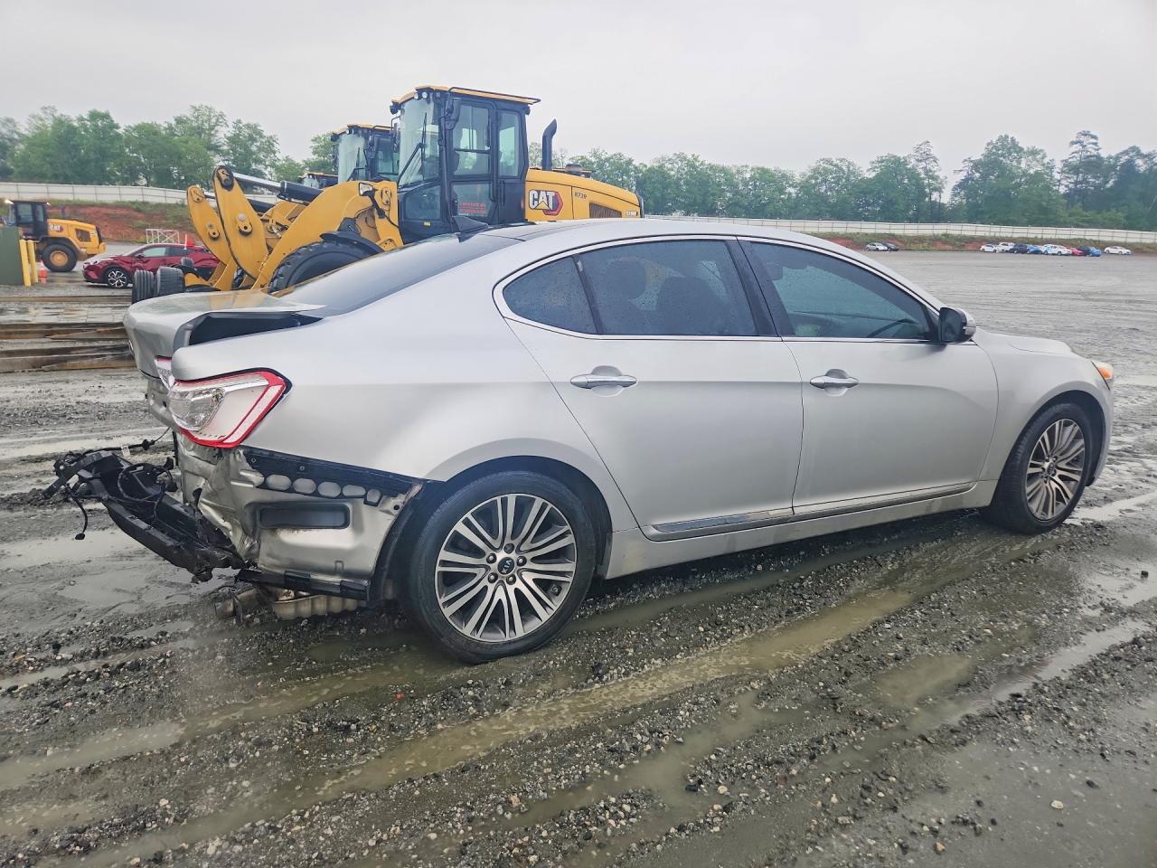 Kia Cadenza Luxury