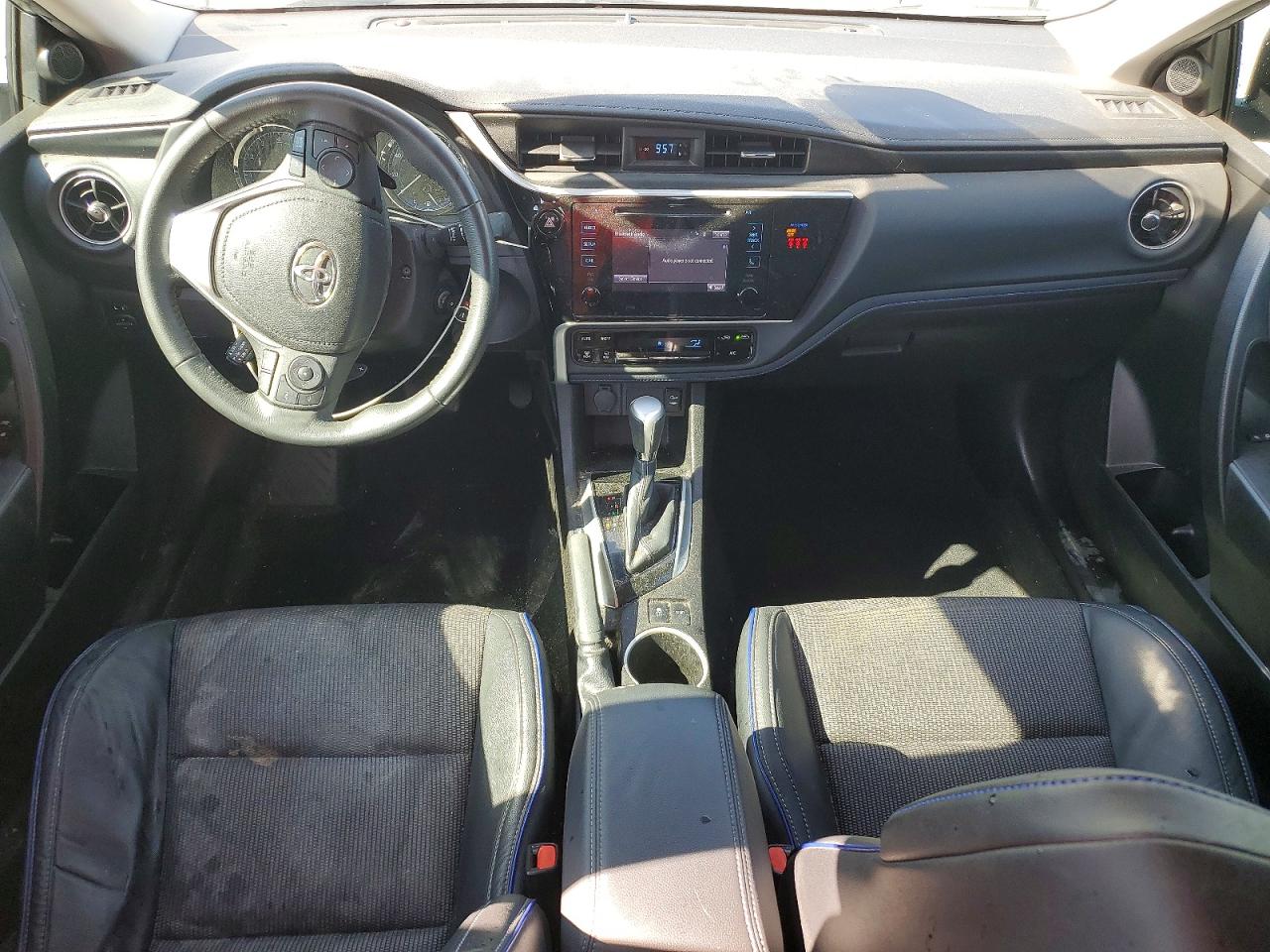 Toyota Corolla Se
