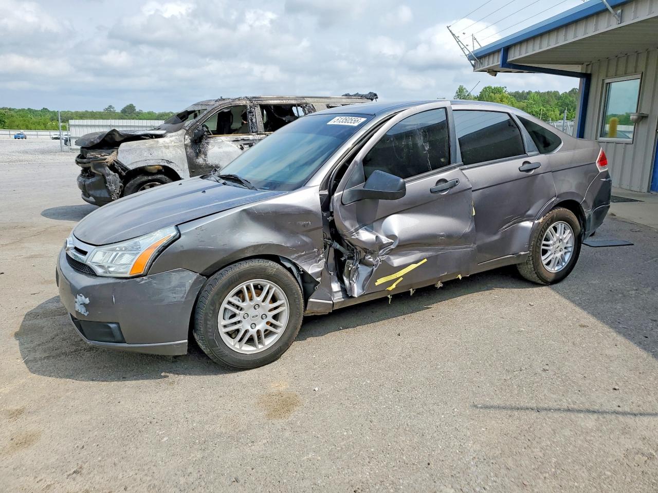 Salvage Ford Focus Image