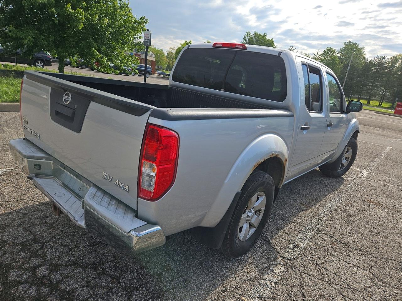 Nissan Frontier S