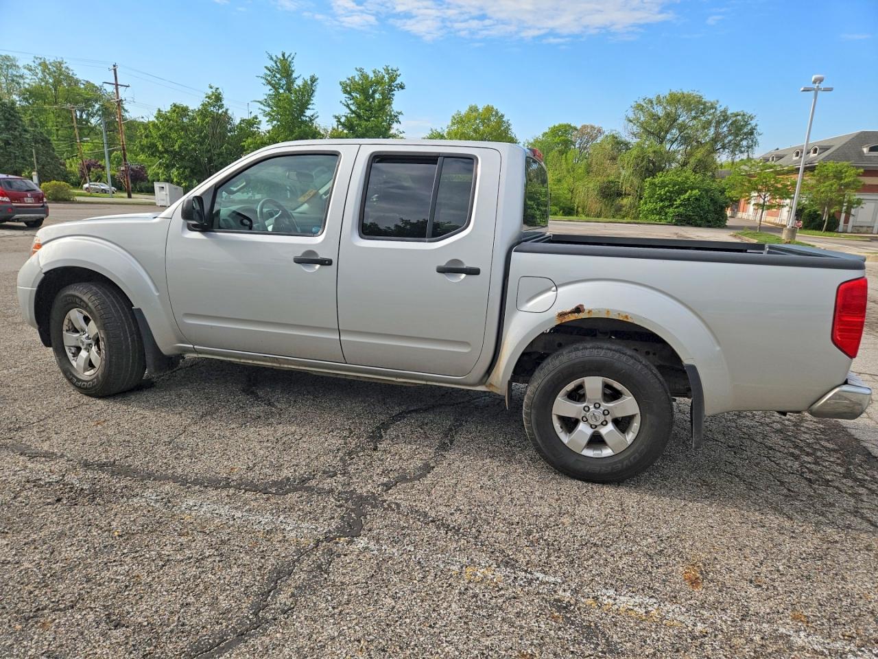 Nissan Frontier S