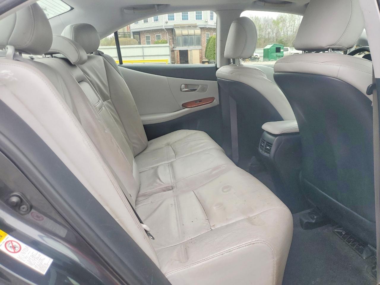 Lexus Hs Base