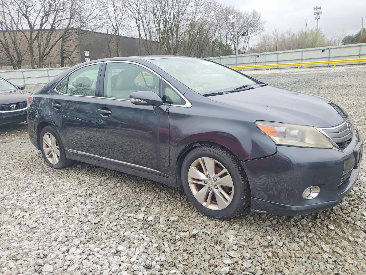 Lexus Hs Base