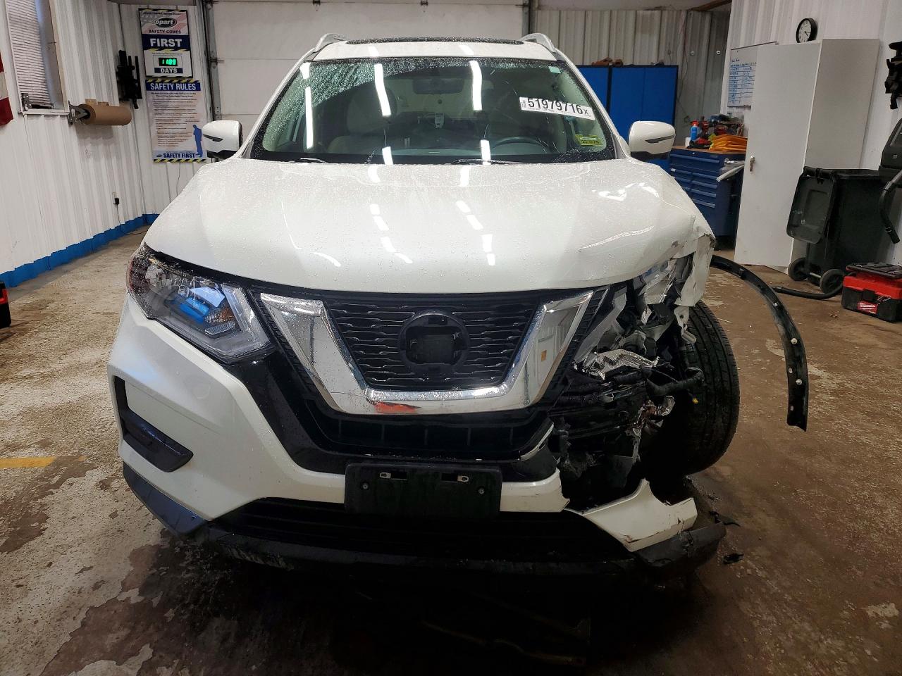 Nissan Rogue Sv