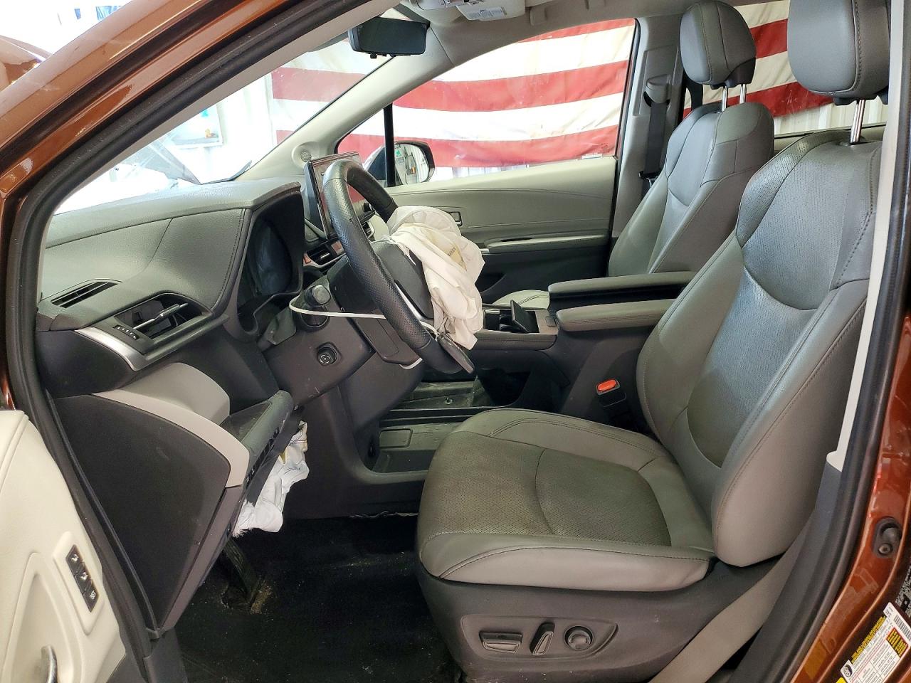 Toyota Sienna Limited