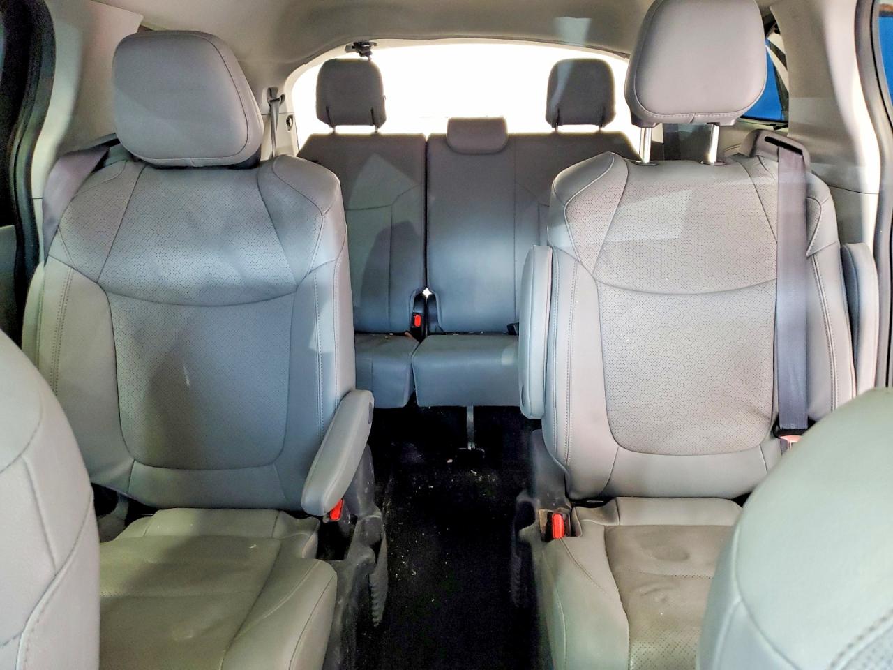 Toyota Sienna Limited