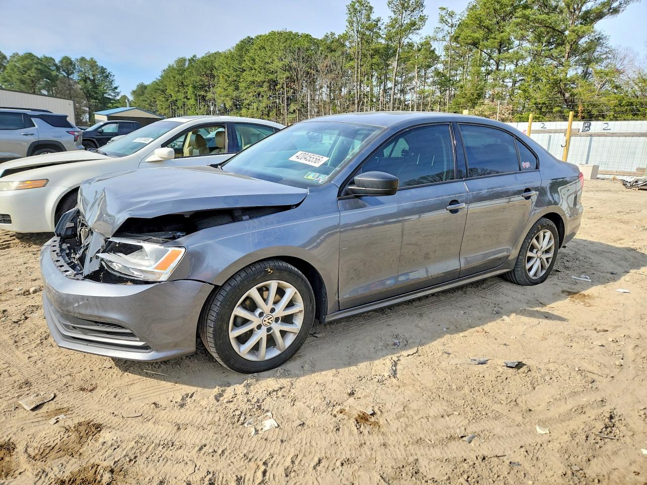 Salvage Volkswagen Jetta Image