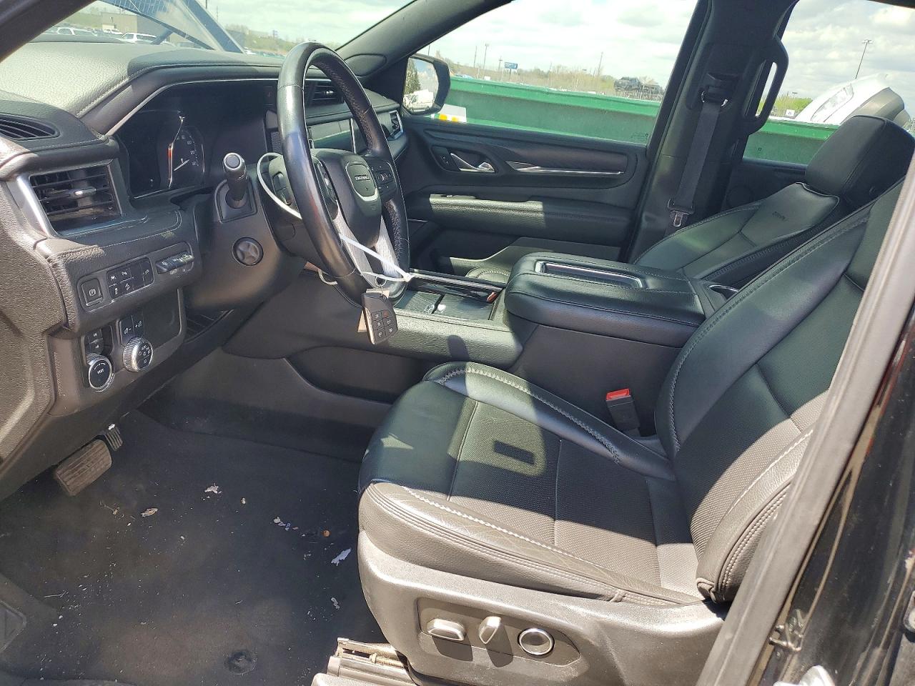 GMC Yukon Denali