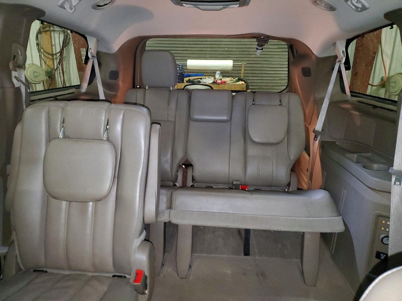 Chrysler Minivan Touring L
