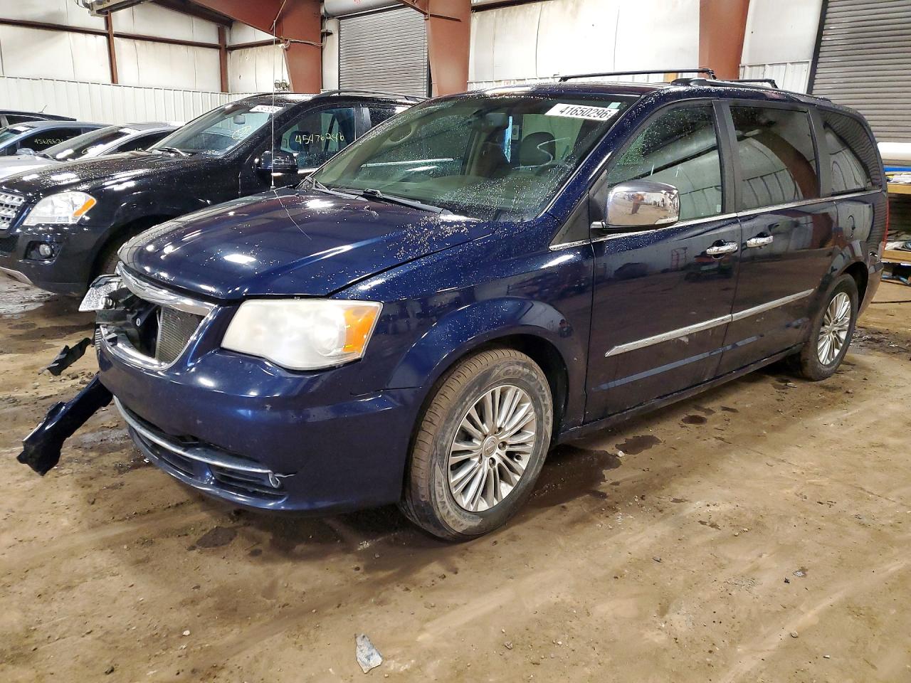 Salvage Chrysler Minivan Image