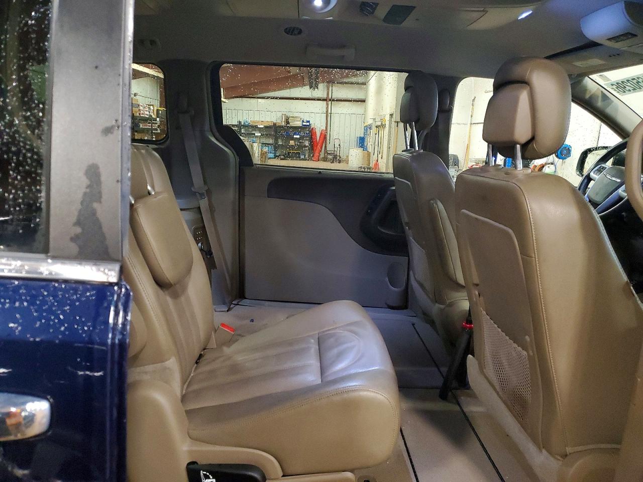 Chrysler Minivan Touring L