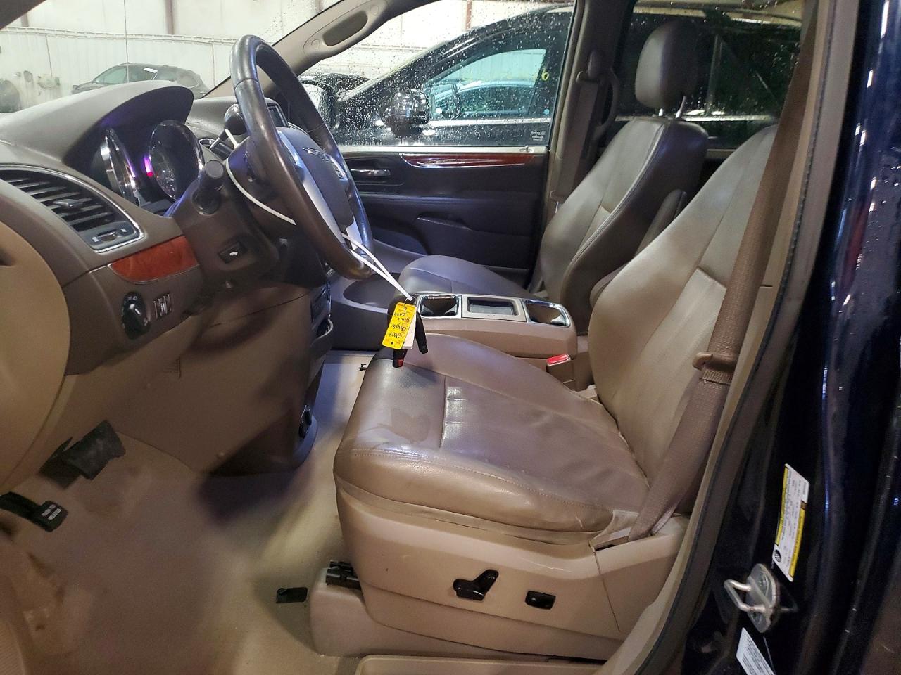 Chrysler Minivan Touring L
