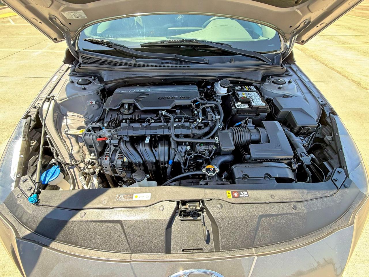 Hyundai ELANTRA Sel
