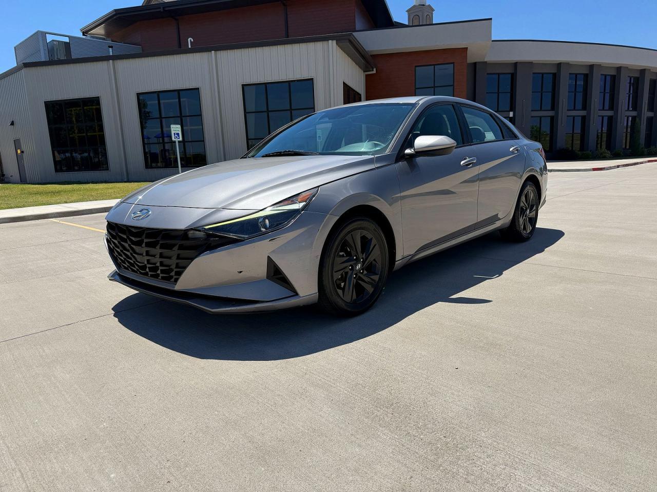 Hyundai ELANTRA Sel