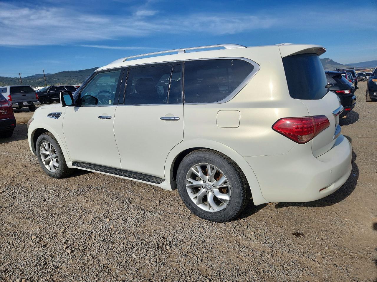 INFINITI Qx Base