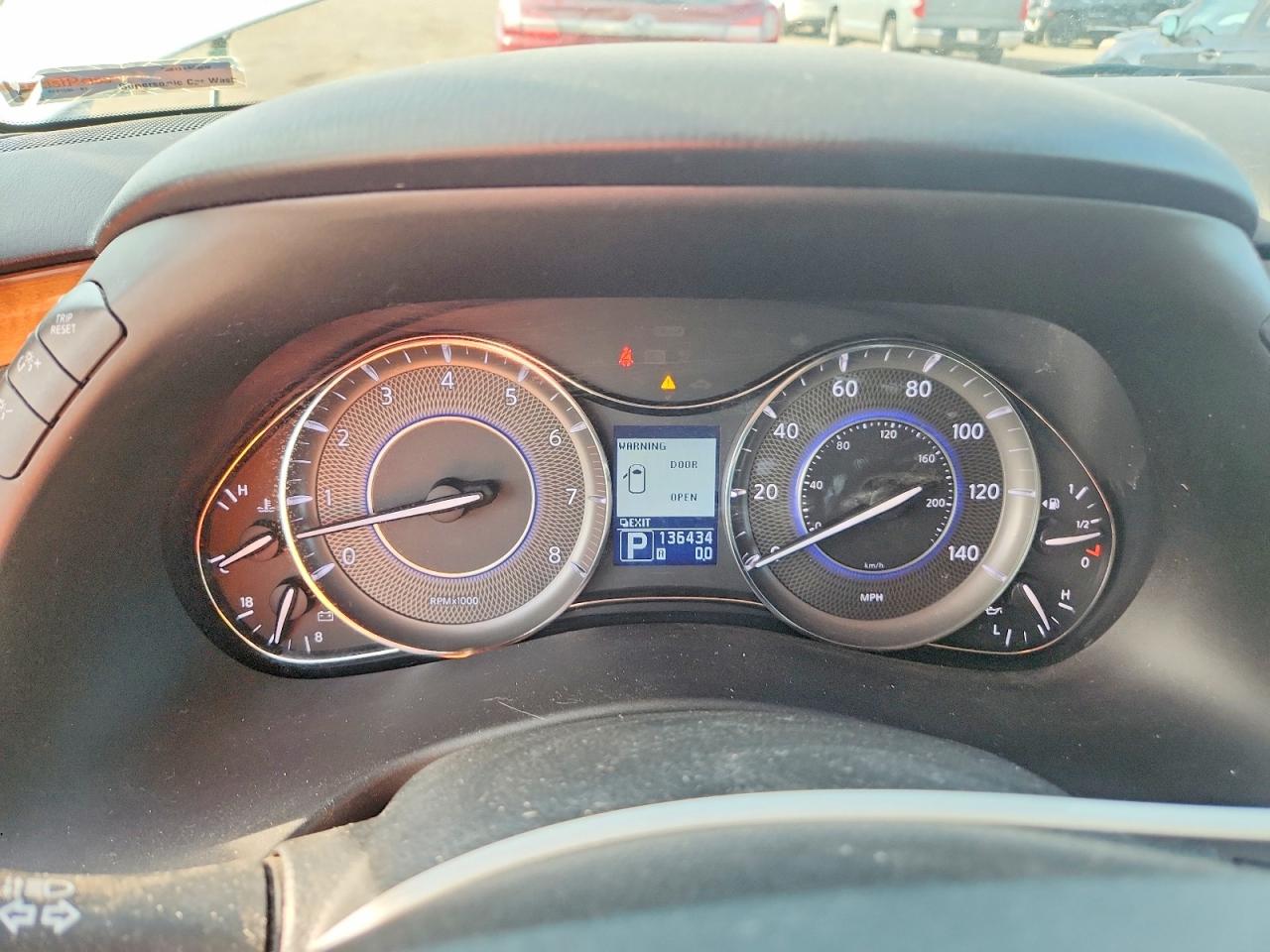 INFINITI Qx Base