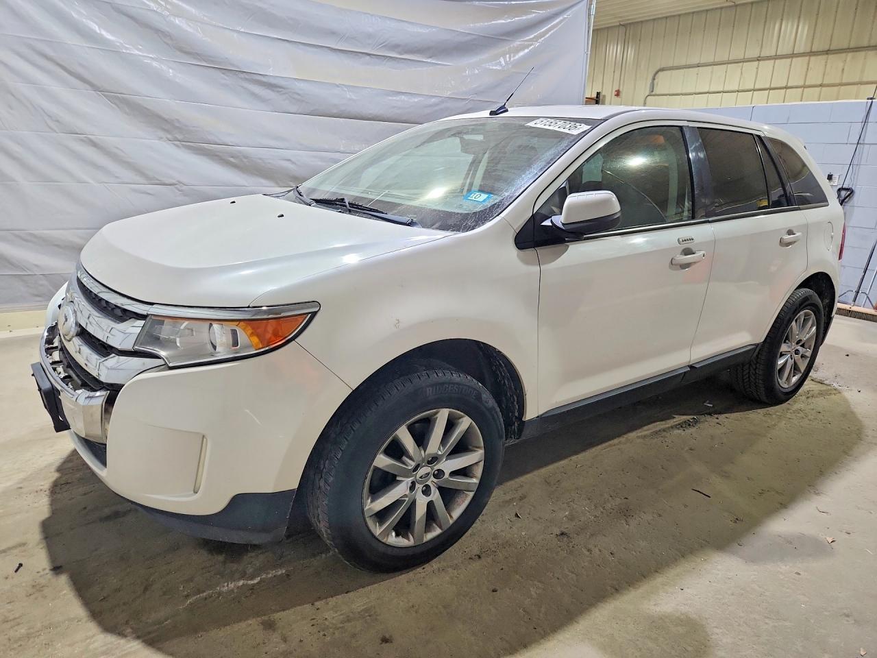 Salvage Ford Edge Image