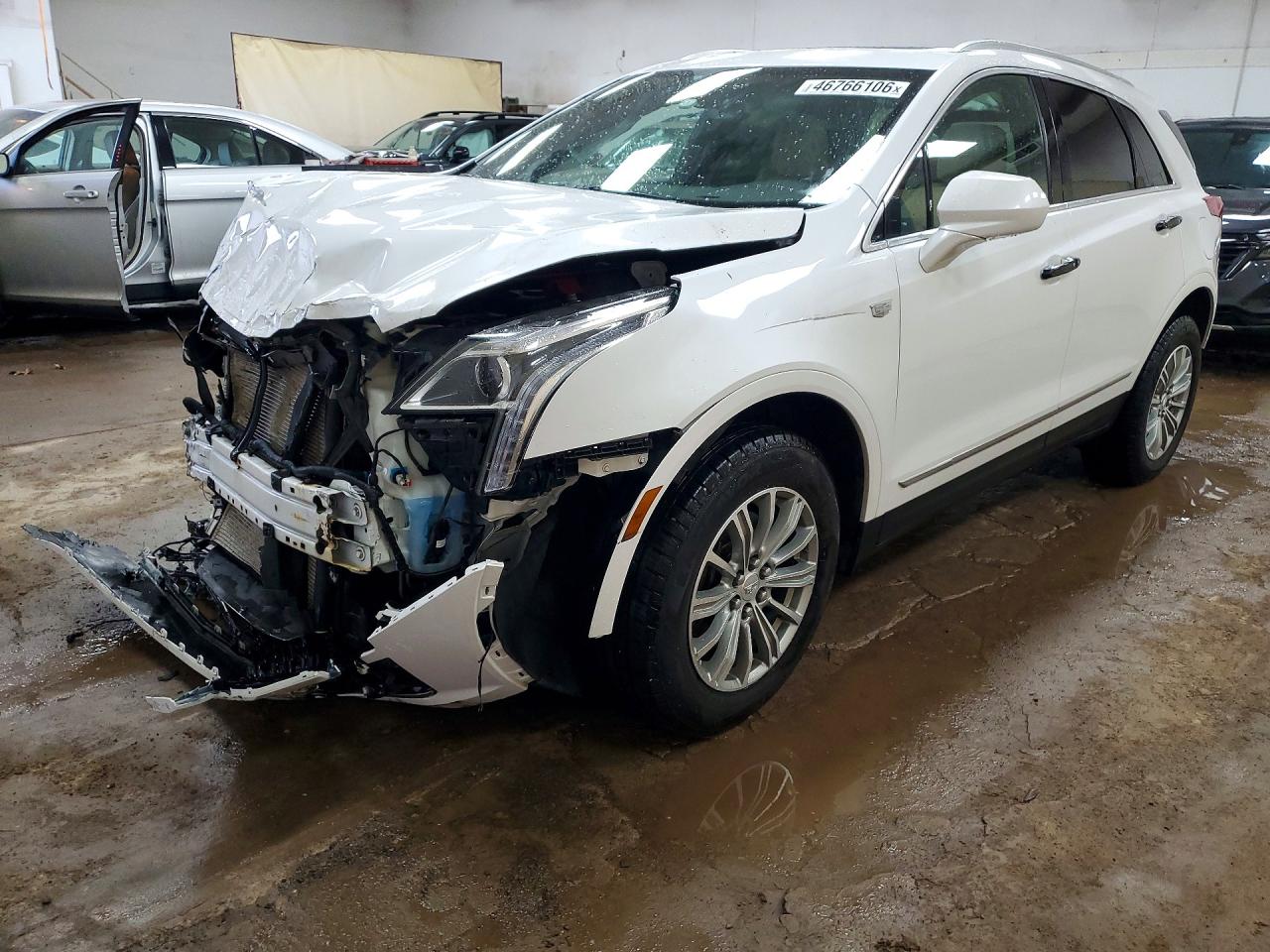 Salvage Cadillac XT5 Image