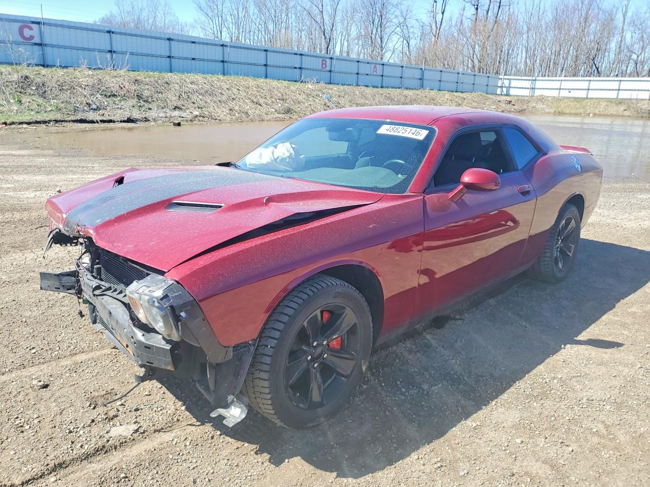 Salvage Dodge Challenger Image