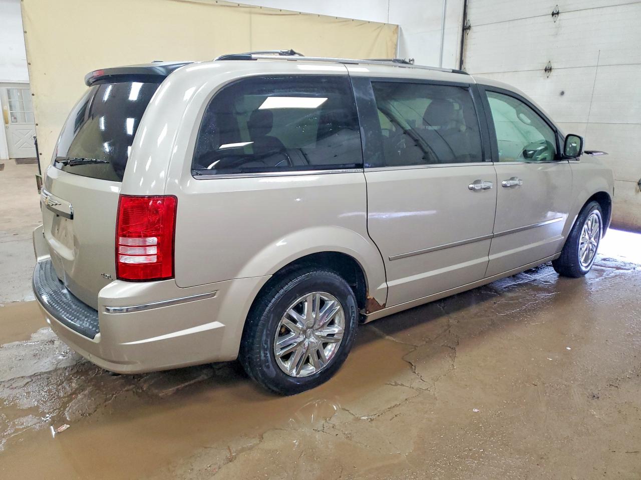 Chrysler Minivan Limited