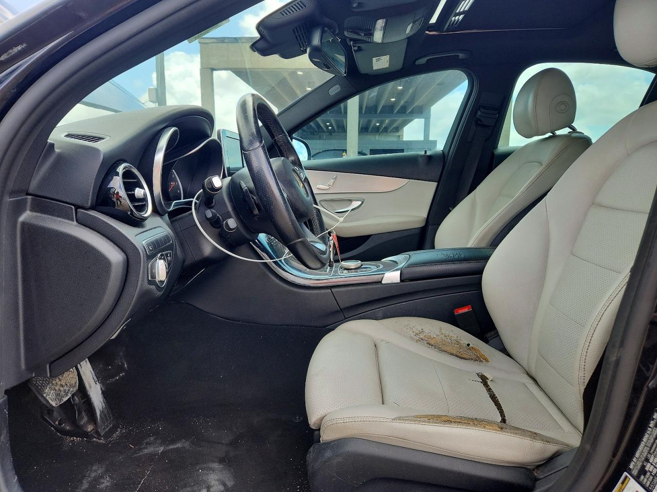 Mercedes-Benz C-Class 300