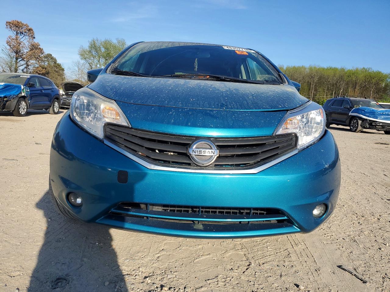 Nissan Versa S