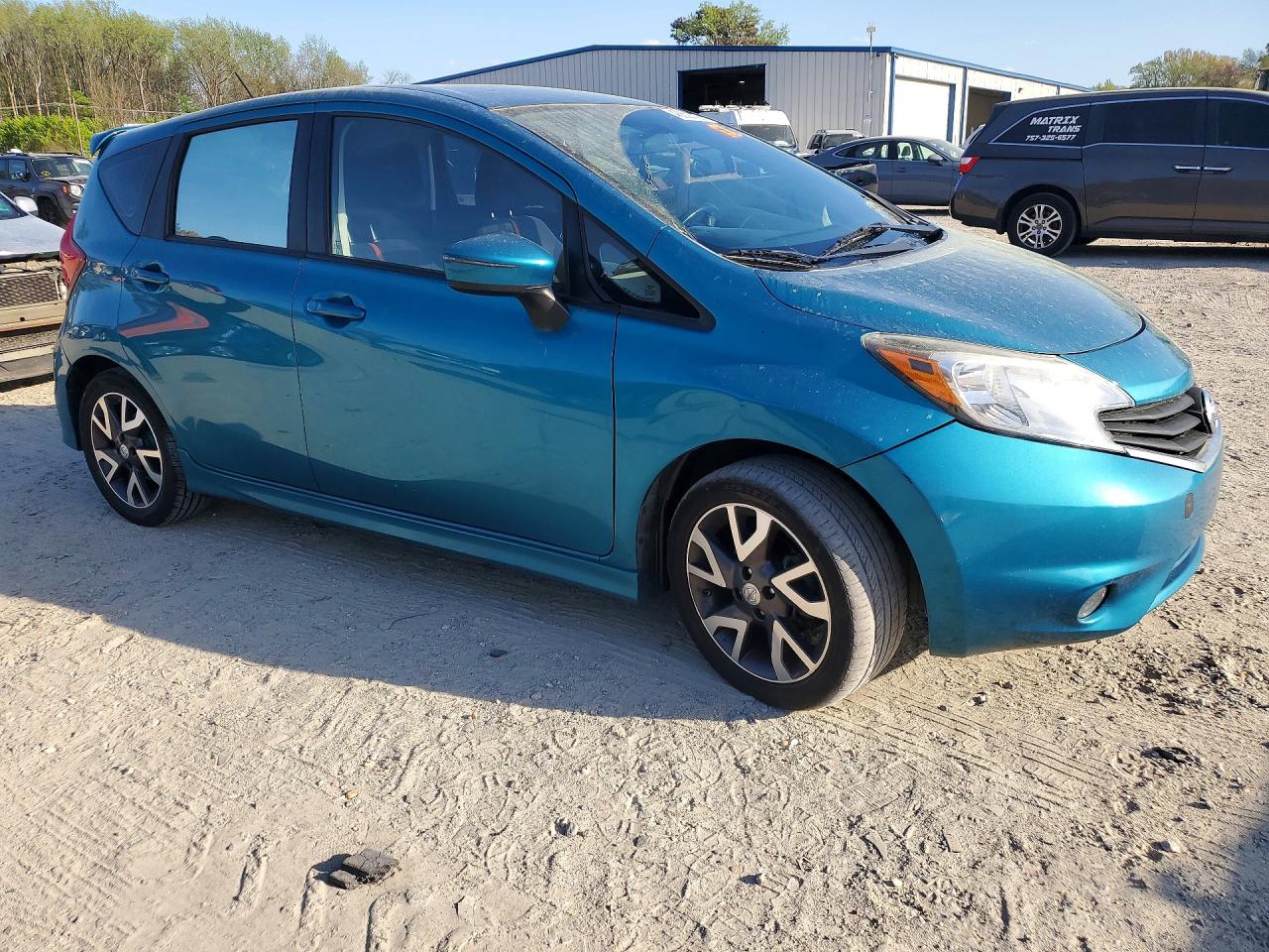 Nissan Versa S