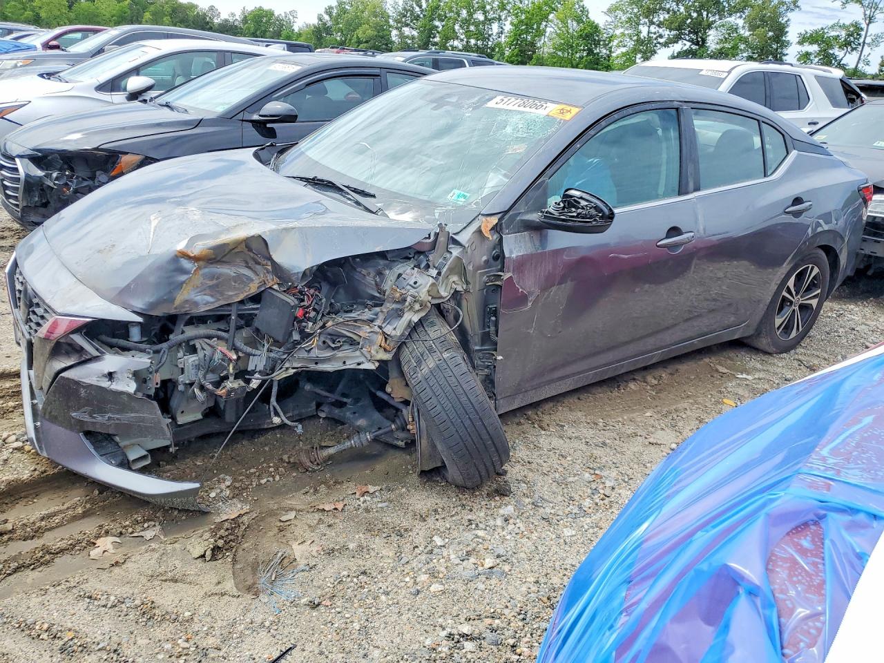 Salvage Nissan Sentra Image