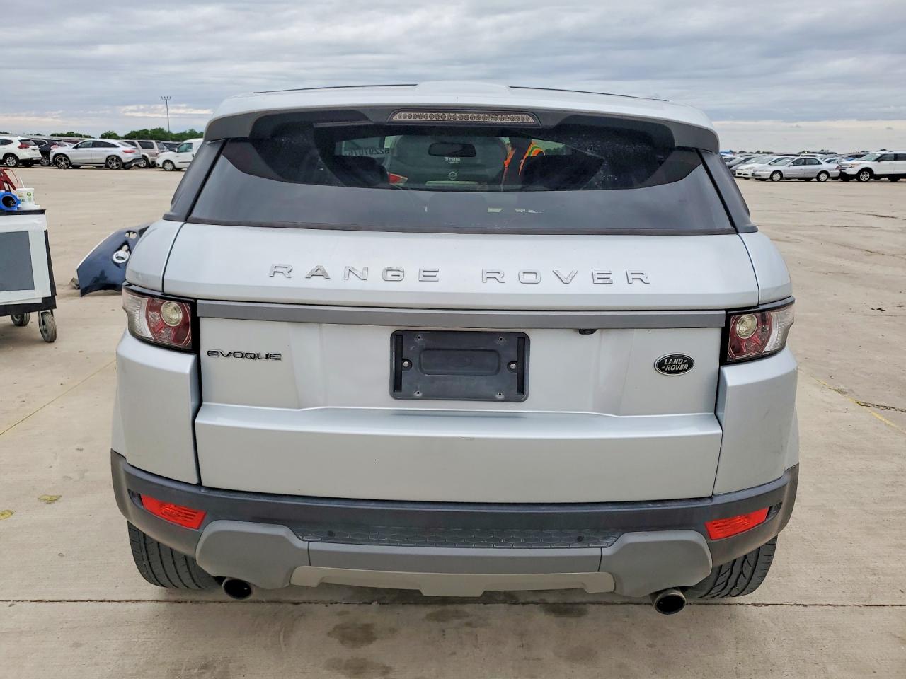 Land Rover Range Rover Pure Plus