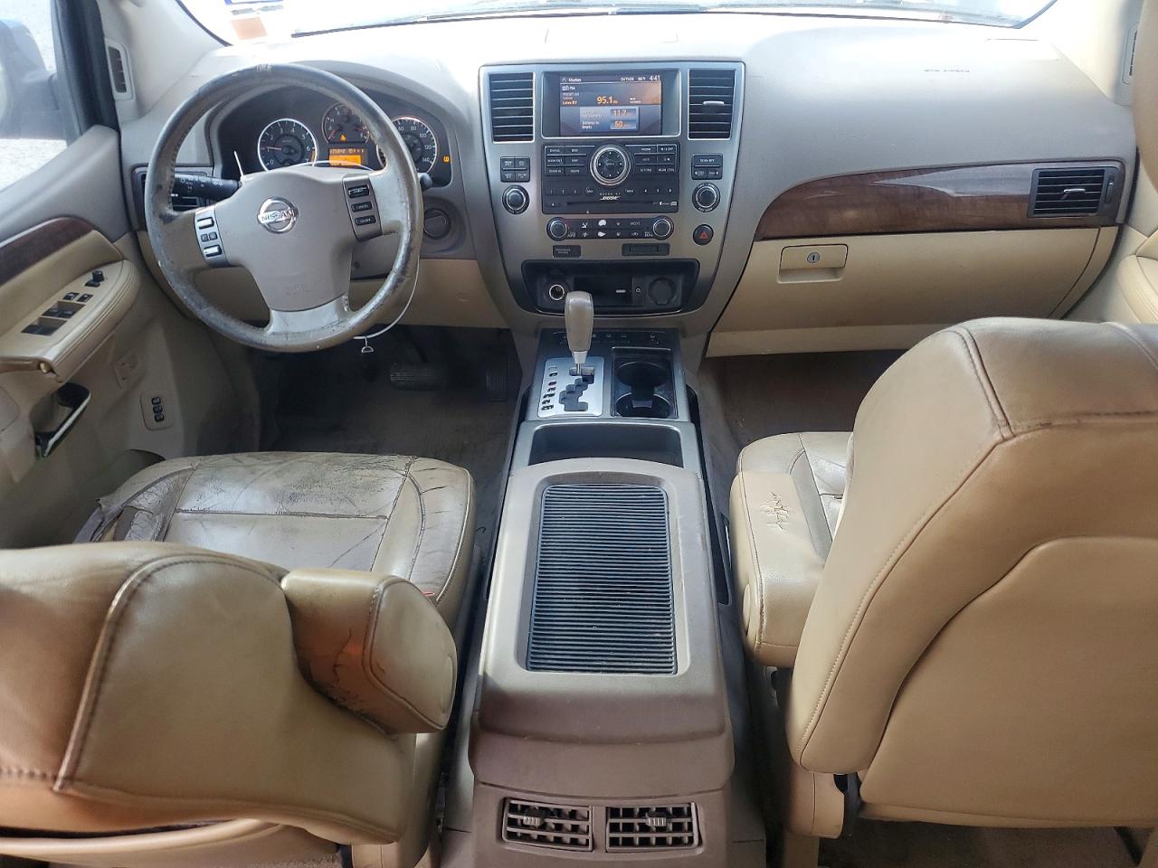 Nissan Armada Platinum