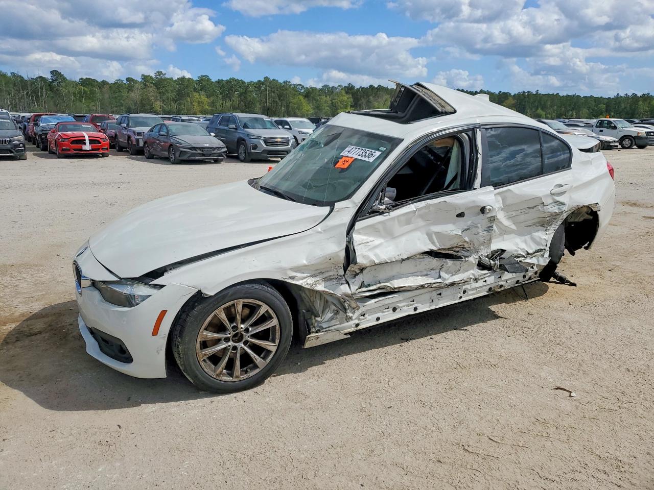 Salvage BMW 3 Series Image