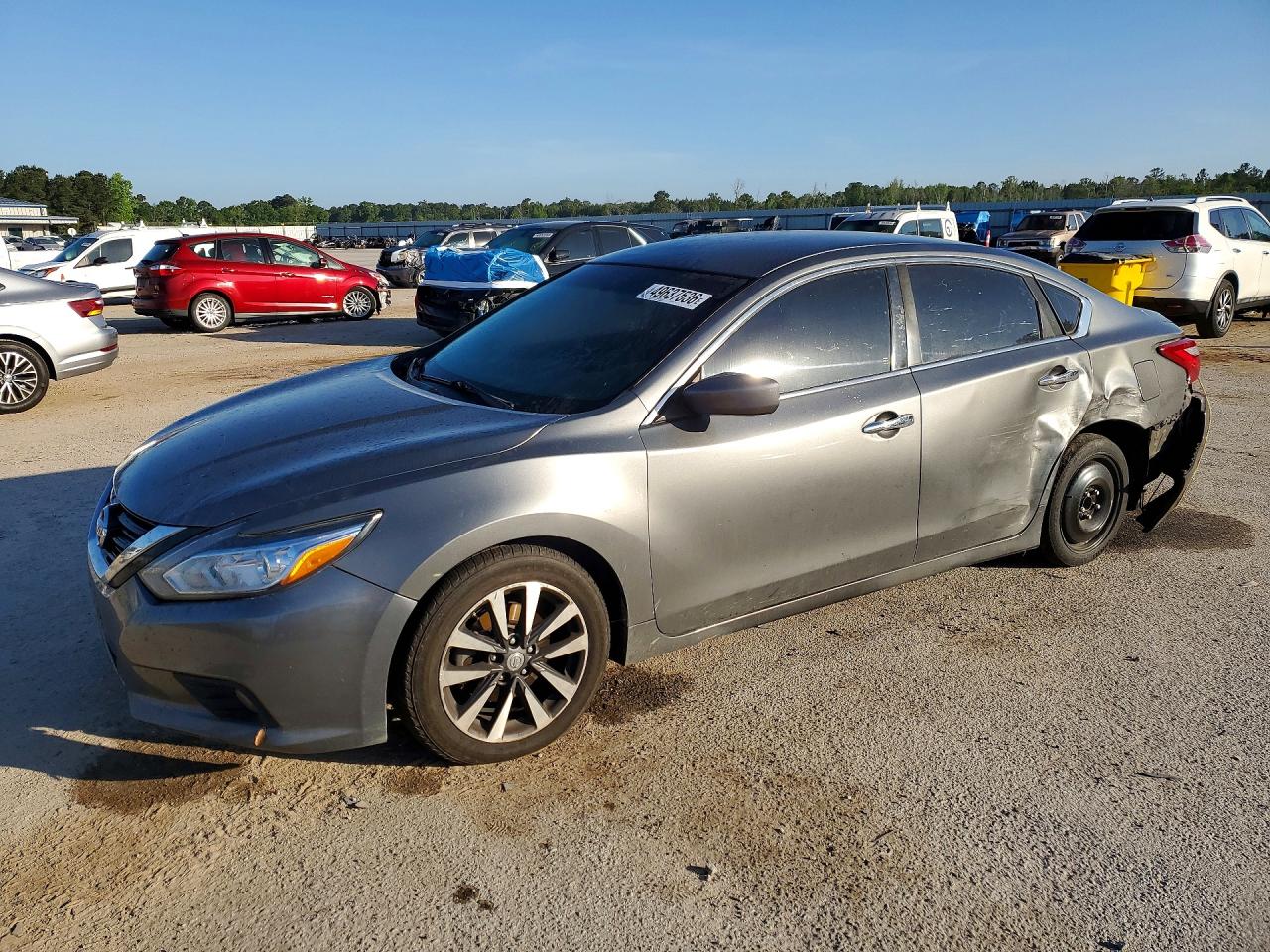 Salvage Nissan Altima Image