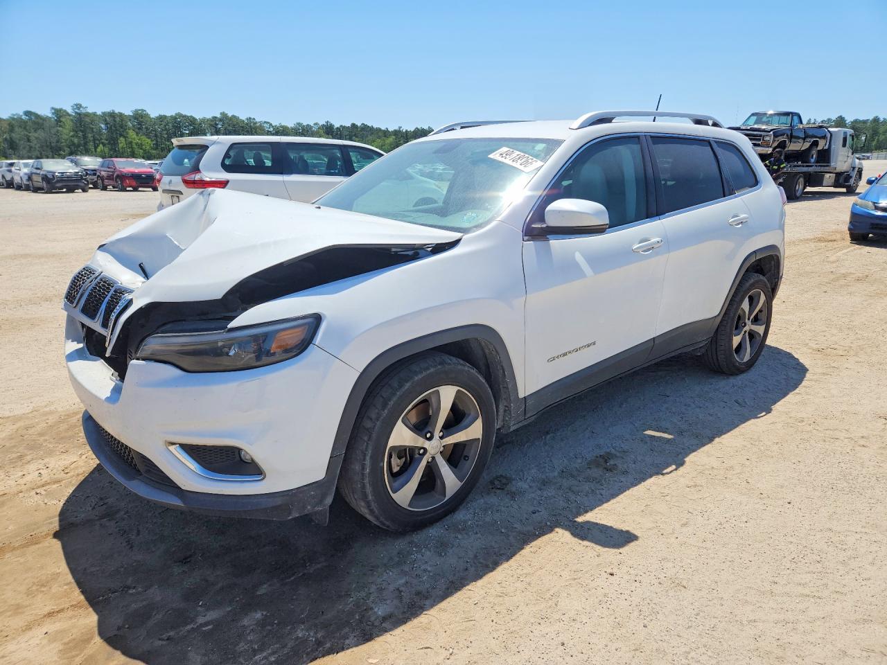 Salvage Jeep Grand Cherokee Image