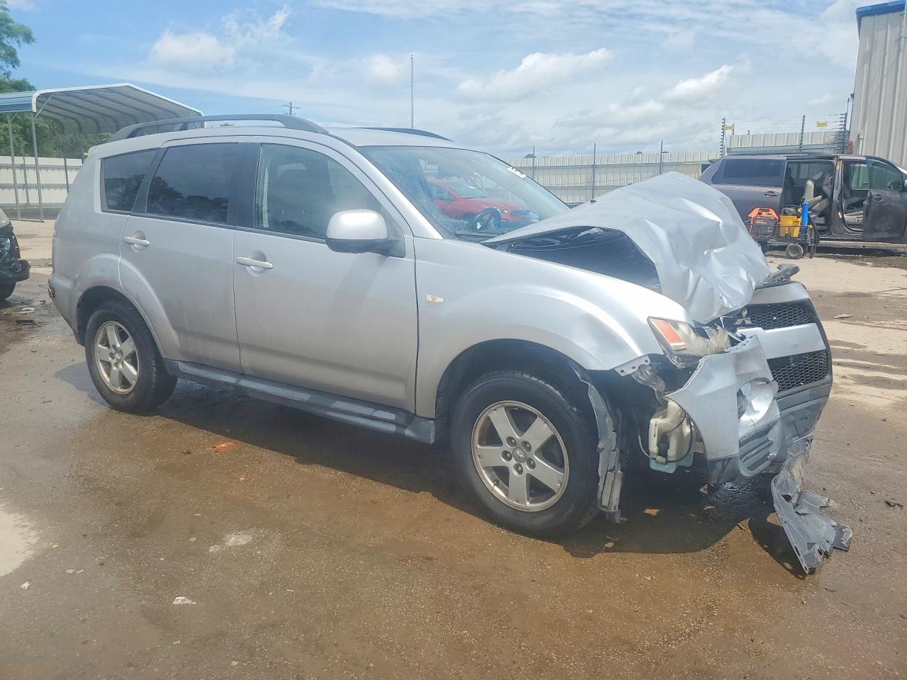 Mitsubishi Outlander Es