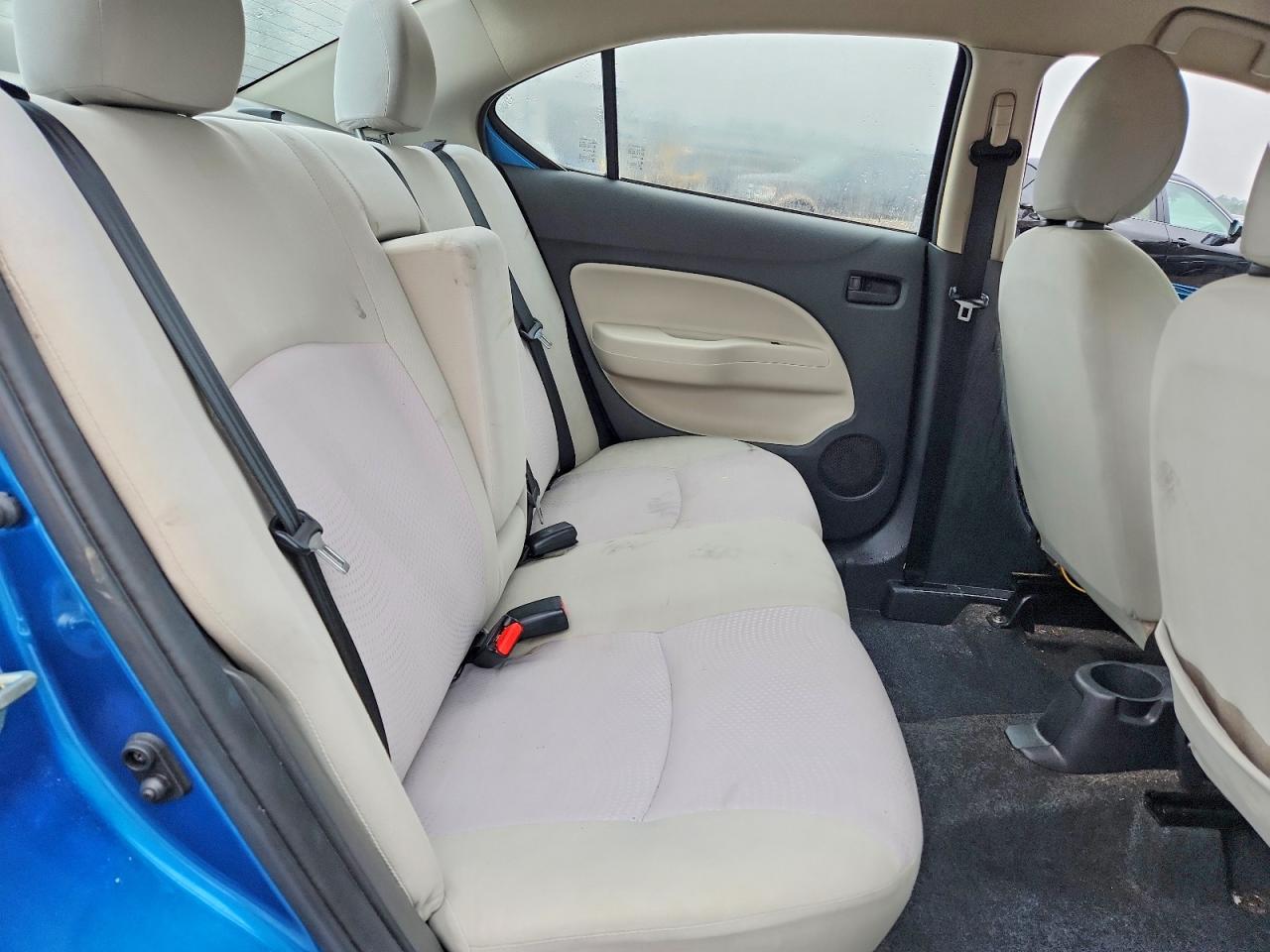 Mitsubishi Mirage G4 Es