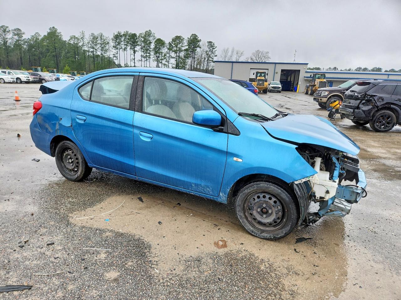 Mitsubishi Mirage G4 Es