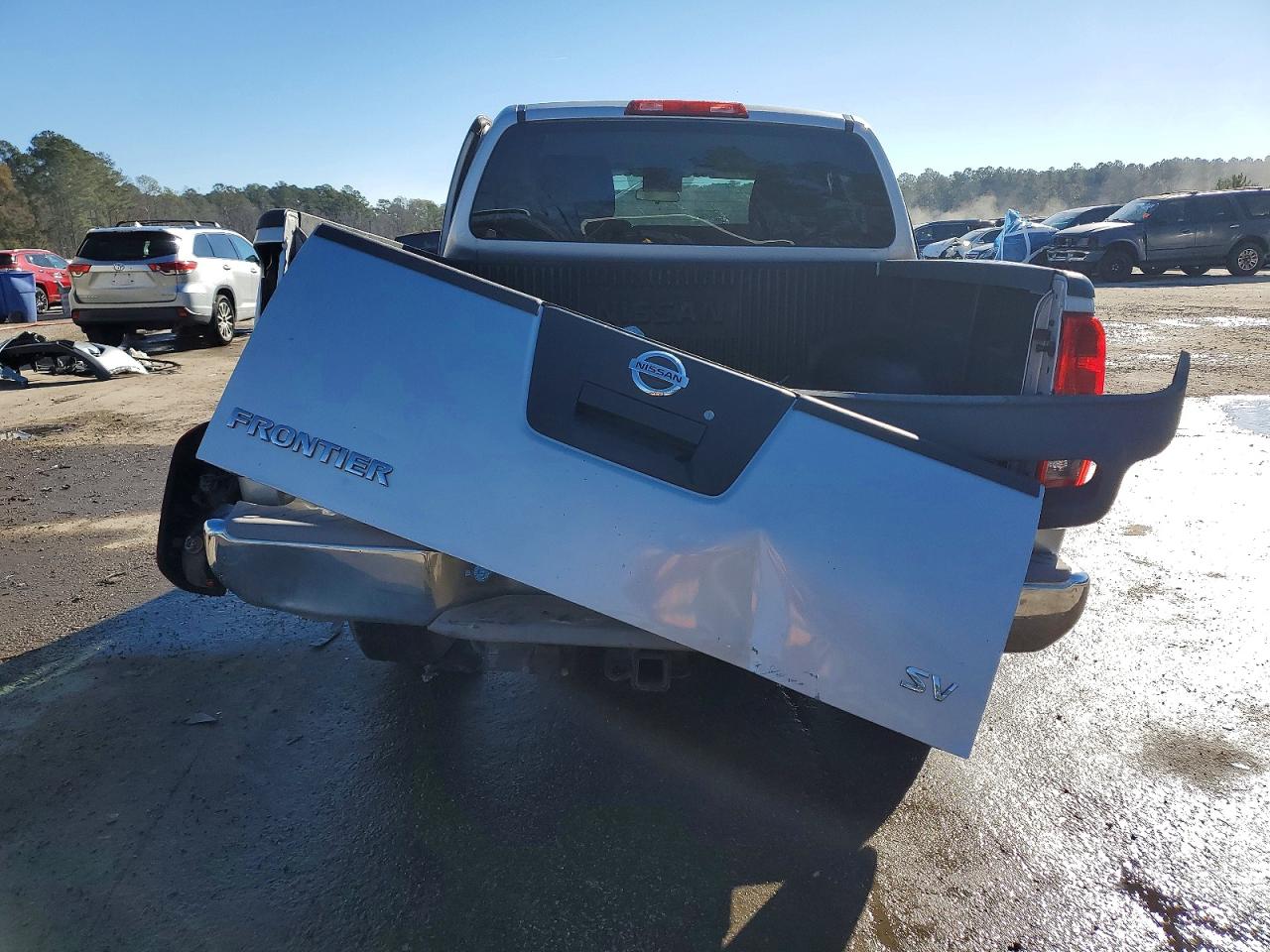Nissan Frontier S