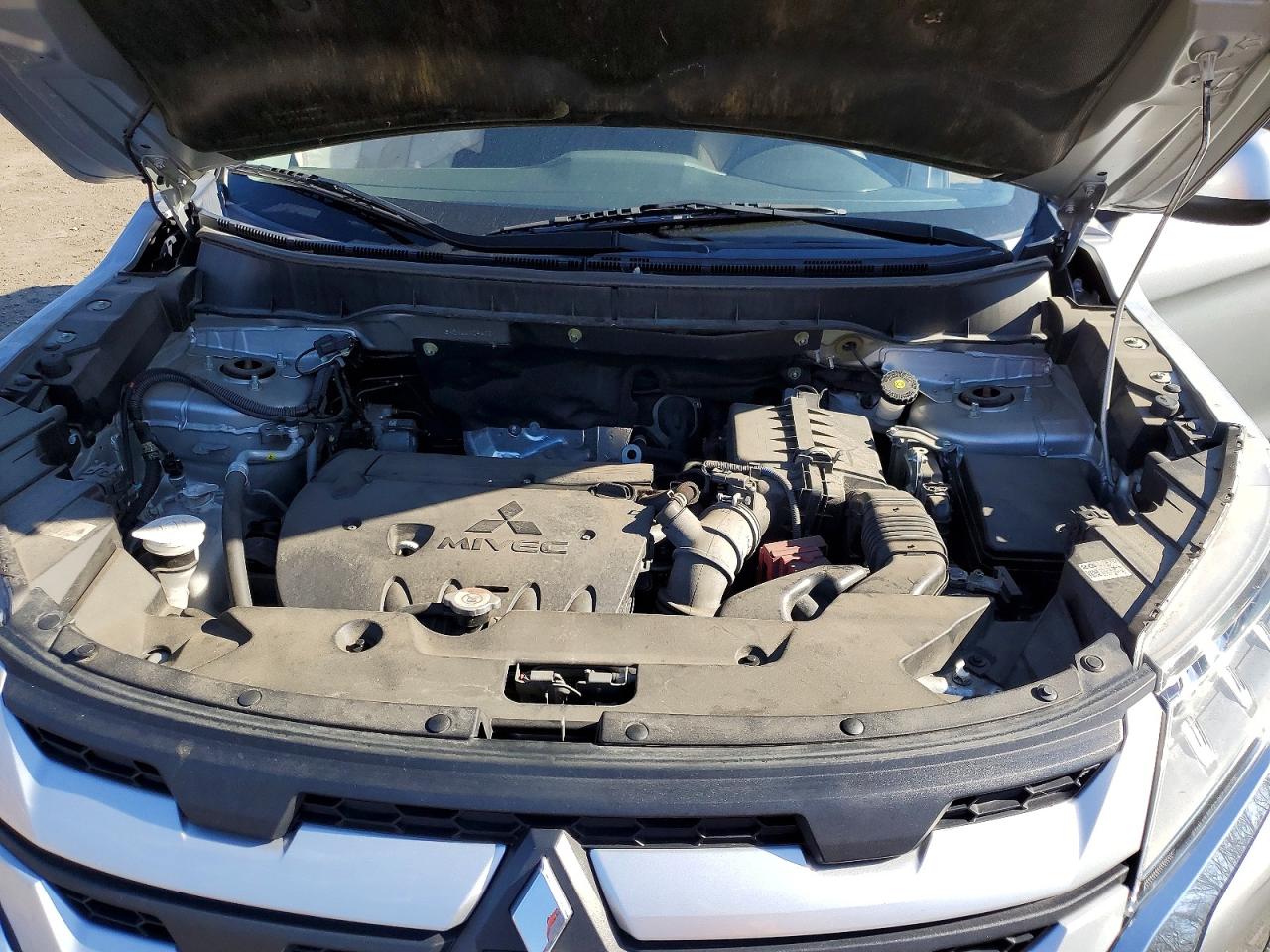 Mitsubishi Outlander Es