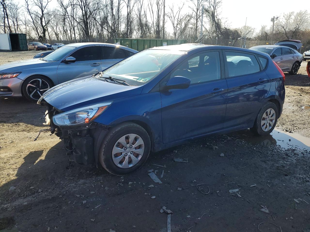 Salvage Hyundai ACCENT Image