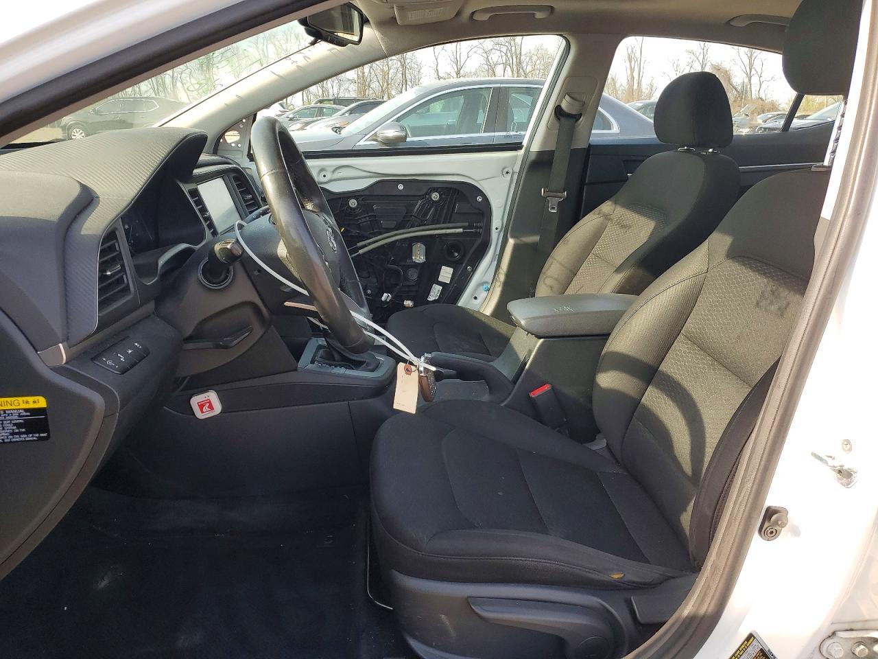 Hyundai ELANTRA Value Edition