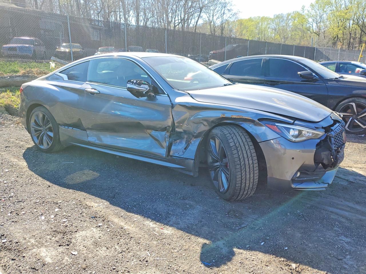 INFINITI Q60 Red Sport 400