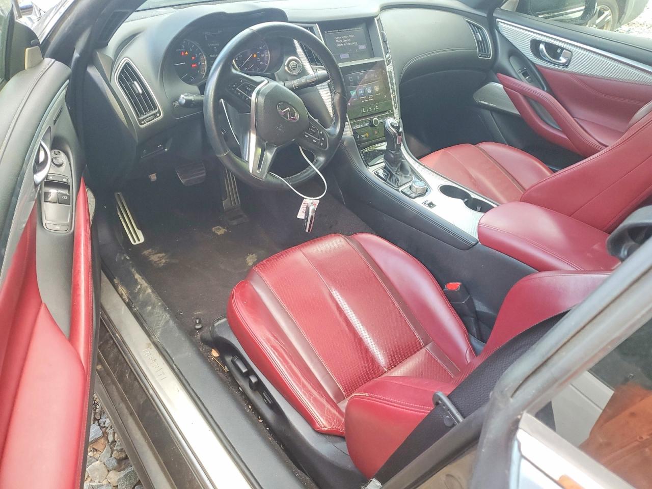 INFINITI Q60 Red Sport 400