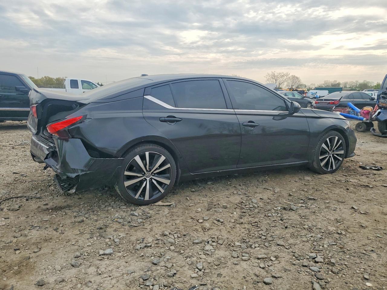 Nissan Altima Sr