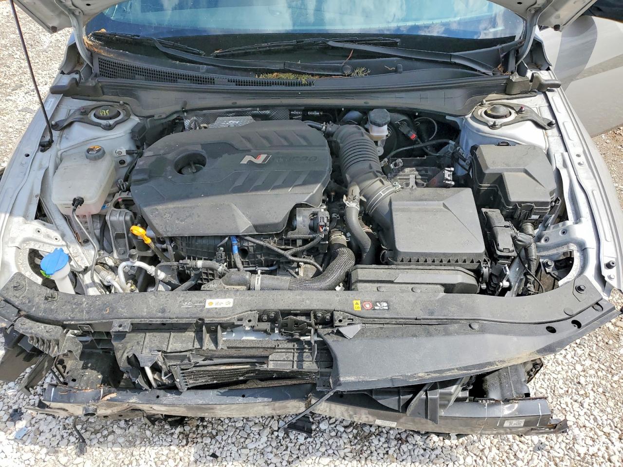 Hyundai ELANTRA Base