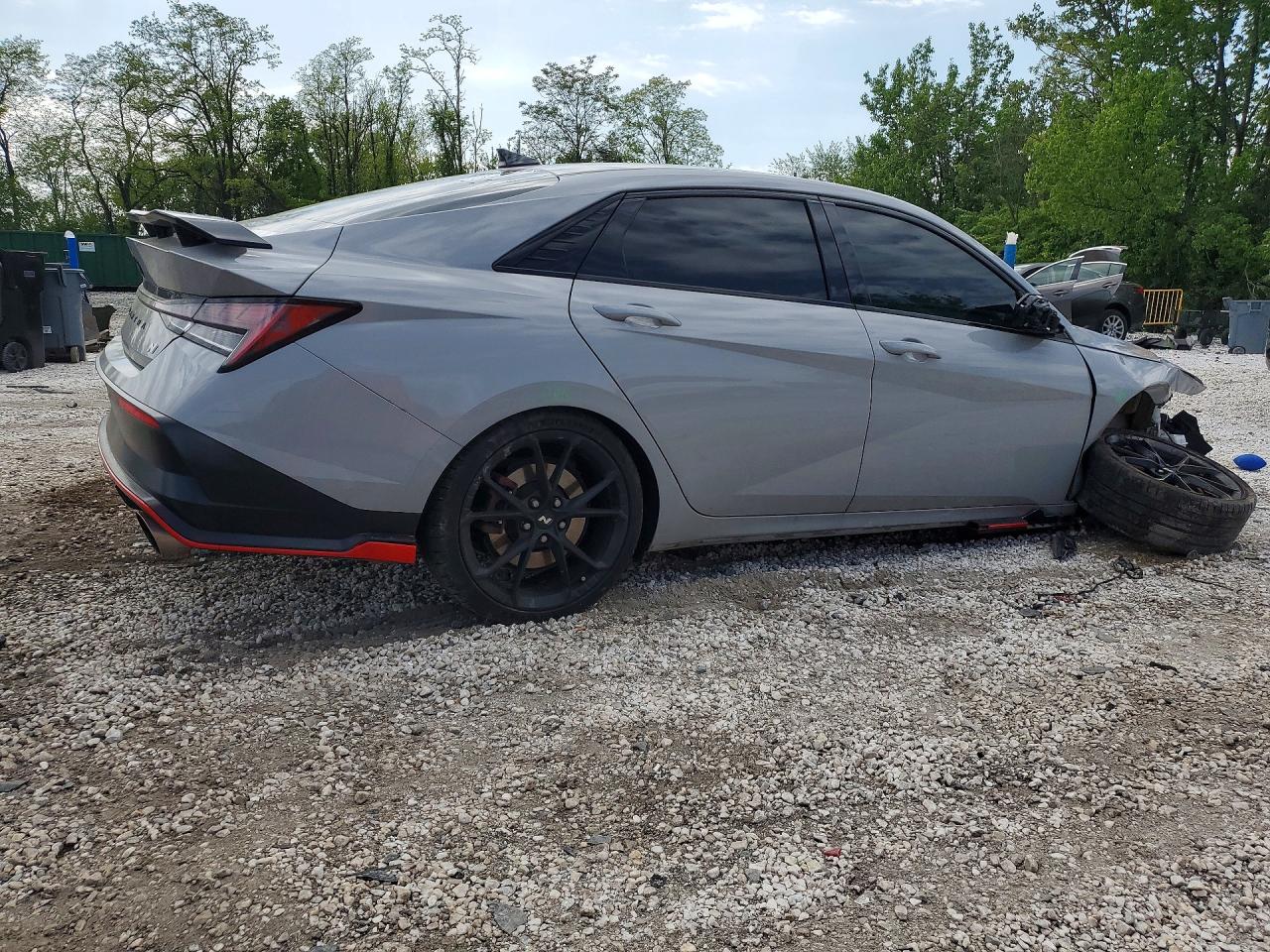Hyundai ELANTRA Base