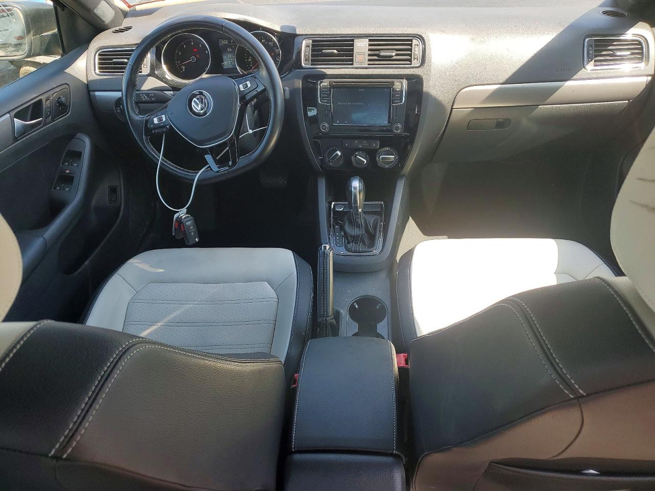 Volkswagen Jetta Sport