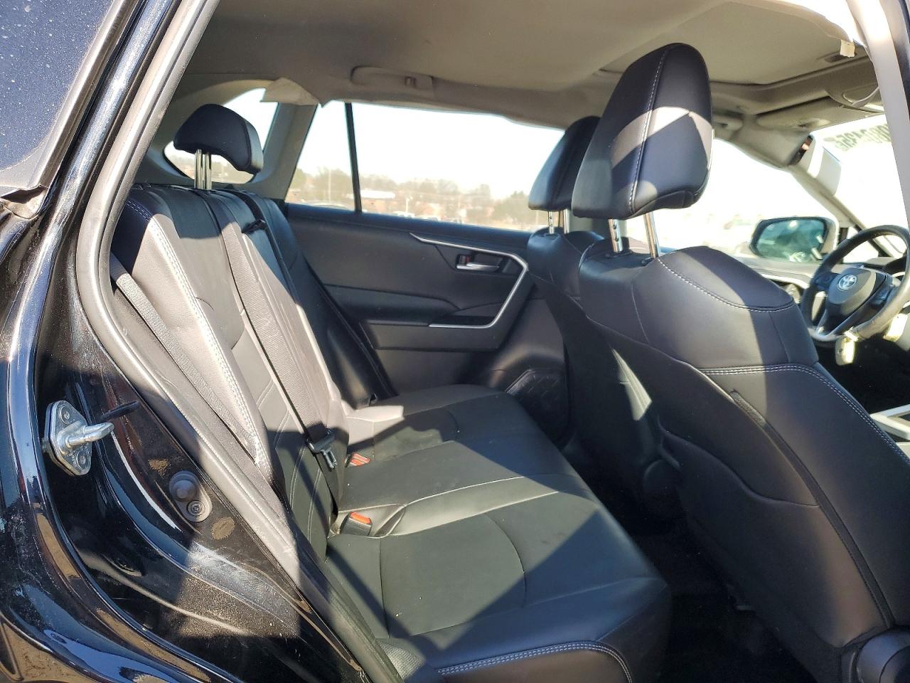 Toyota RAV4 Xle Premium