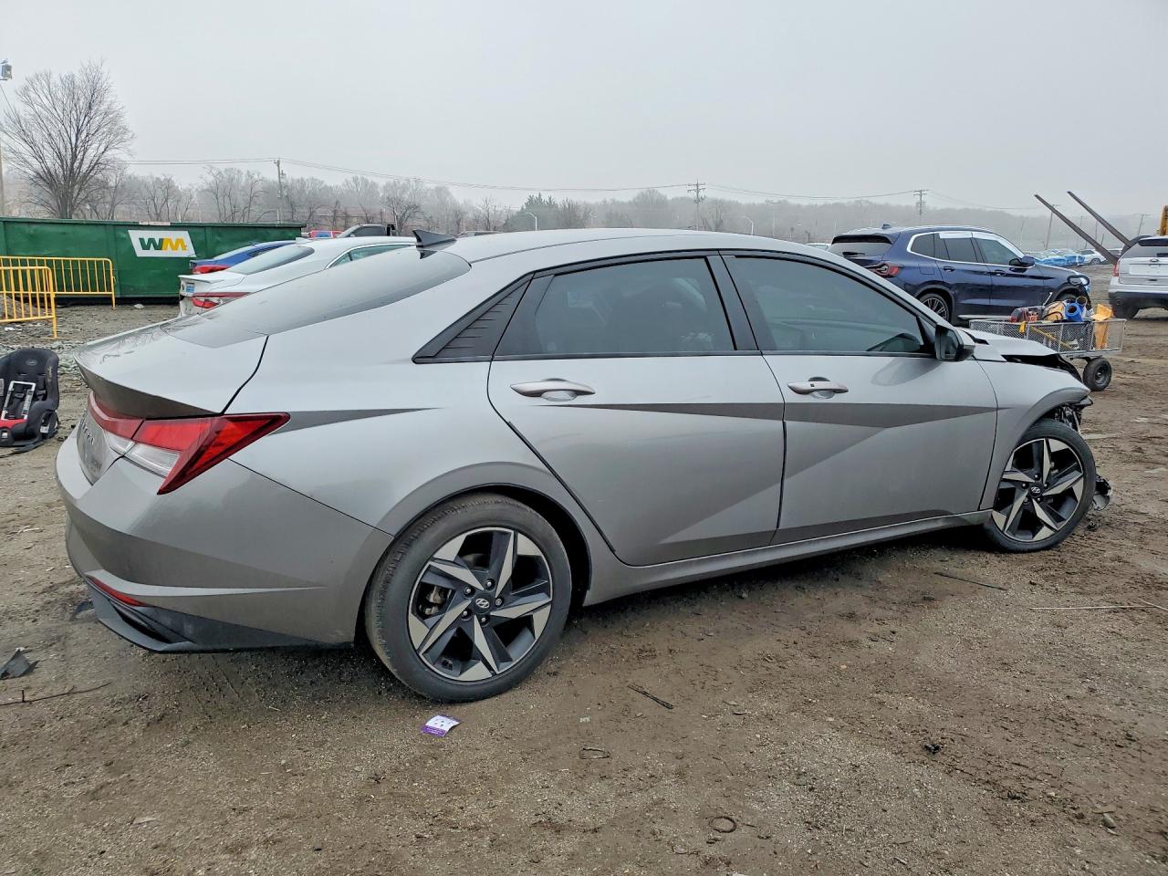 Hyundai ELANTRA Sel